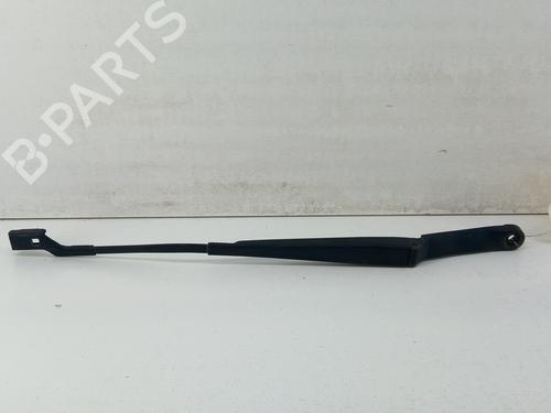 Used Front windshield wiper arm OPEL ASTRA J Sports Tourer (P10) 1.7 CDTI (35) (110 hp) 28751068