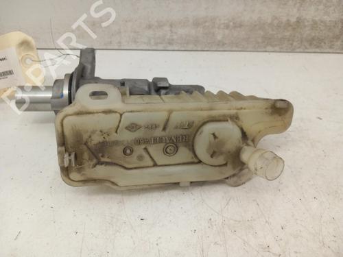 Used Brake master cylinder Brake master cylinder RENAULT ESPACE V (JR_) 1.6 dCi 160 (160 hp) 28734814 28734814