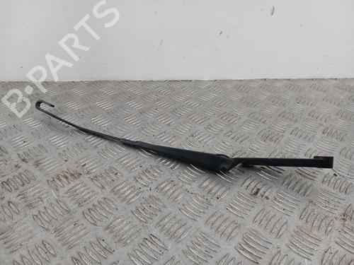 Used Front windshield wiper arm VW POLO III (6N1) 60 1.4 (60 hp) 31610876