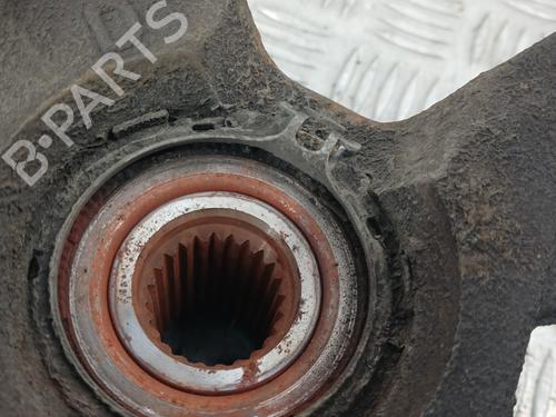 Used Right front steering knuckle Right front steering knuckle RENAULT CLIO III (BR0/1, CR0/1) 1.5 dCi (C/BR0G, C/BR1G) (68 hp) 30392414 30392414