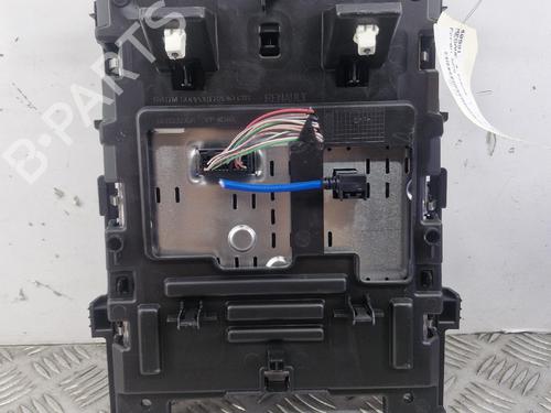 Used Display monitor Display monitor RENAULT MEGANE IV Hatchback (B9A/M/N_) 1.6 dCi 130 (B9A4) (130 hp) 39238164 39238164