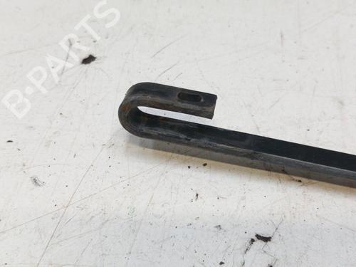 Used Front windshield wiper arm RENAULT KANGOO (KC0/1_) D 65 1.9 (KC0E, KC02, KC0J, KC0N) (64 hp) 28778905
