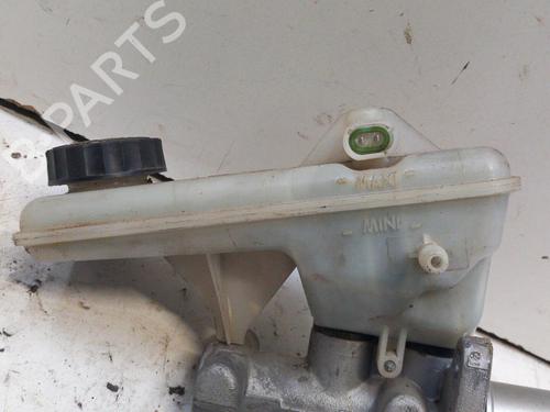 Used Brake master cylinder OPEL VIVARO A Van (X83) 2.5 DTI (F7) (135 hp) 28767270