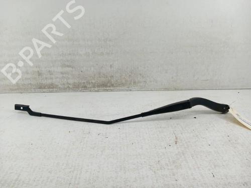 Used Front windshield wiper arm RENAULT TRAFIC III Van (FG_) 2.0 dCi 145 (FGML) (145 hp) 28768526