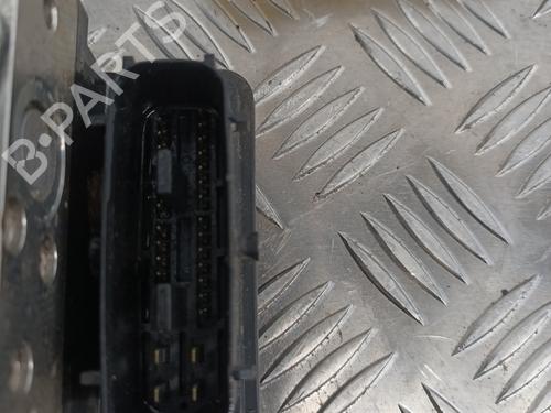 Used ABS pump ABS pump RENAULT KOLEOS I (HY_) 2.0 dCi 4x4 (HY0K) (150 hp) 28735972 28735972