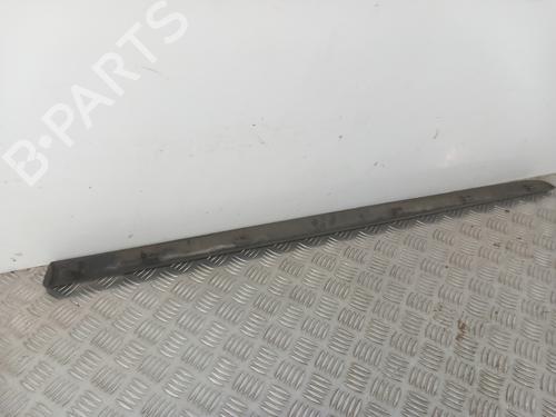 Door moulding trim PEUGEOT 207 (WA_, WC_) 1.4 HDi | BP29612185C150 