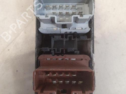 Used Switch RENAULT SCÉNIC II (JM0/1_) 1.9 dCi (JM0G, JM12, JM1G, JM2C) (120 hp) 28776694