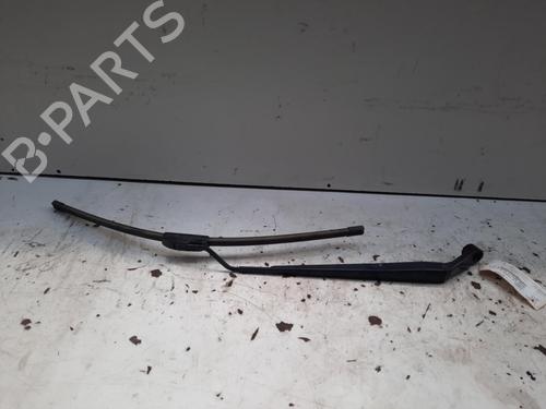 Used Front windshield wiper arm Front windshield wiper arm 36425161 36425161