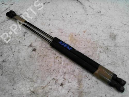 Used Tailgate lift support RENAULT CLIO I (B/C57_, 5/357_) 1.9 D (B/C/S576, B/C/S57L) (64 hp) 28777501