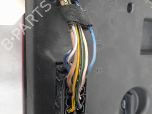 right-taillight-bmw-5-e34-1987-1988-1989-1990-1991-1992-1993-1994-1995-28761144 main image