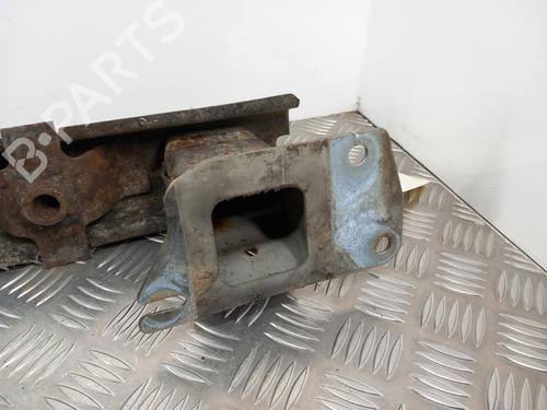 Used Rear bumper reinforcement Rear bumper reinforcement 28809141 28809141