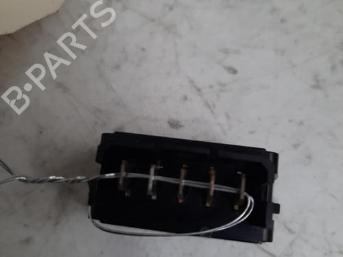 Used Right front window switch CITROËN XSARA PICASSO (N68) 2.0 HDi (90 hp) 28769187