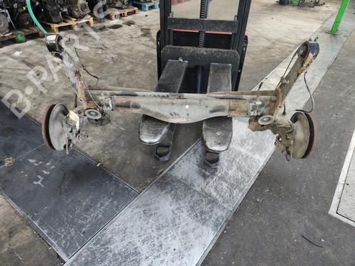 Used Rear axle PEUGEOT EXPERT Van (VF3A_, VF3U_, VF3X_) 2.0 HDi 130 (128 hp) 31135088