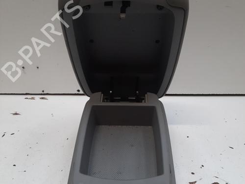 Used Armrest / Center console Armrest / Center console KIA CARENS III MPV (UN) 2.0 CRDi 140 (140 hp) 28776010 28776010