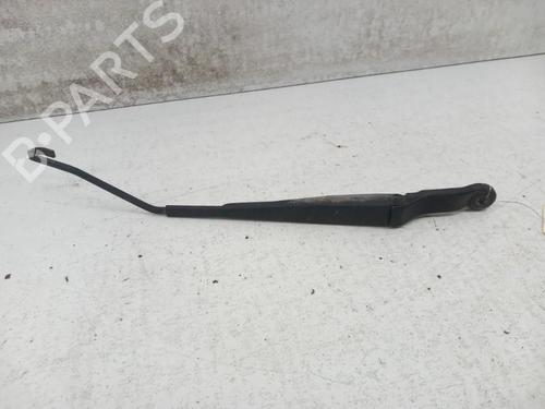 Used Front windshield wiper arm PEUGEOT 406 (8B) 2.0 HDI 110 (109 hp) 28740698