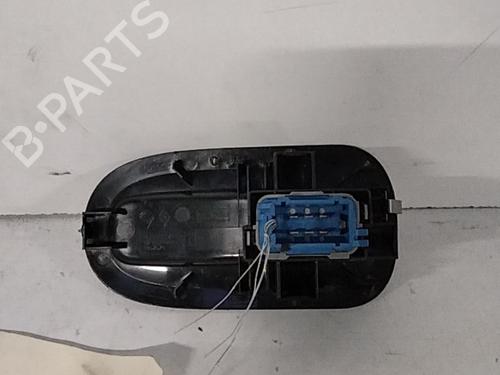 Used Right front window switch RENAULT KANGOO / GRAND KANGOO II (KW0/1_) 1.5 dCi 90 (KW05, KW08, KW0G, KW11) (90 hp) 28747655