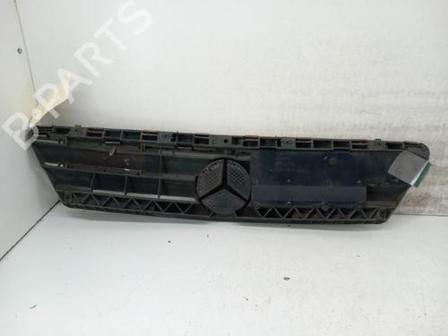 Used Grille MERCEDES-BENZ A-CLASS (W168) A 160 (168.033, 168.133) (102 hp) 28767990