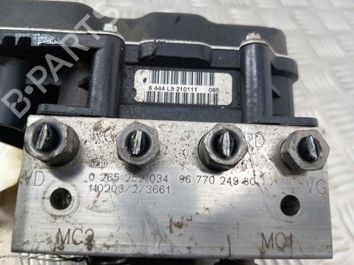 Used ABS pump ABS pump CITROËN C4 II (NC_) 1.6 HDi 115 (114 hp) 28741945 28741945
