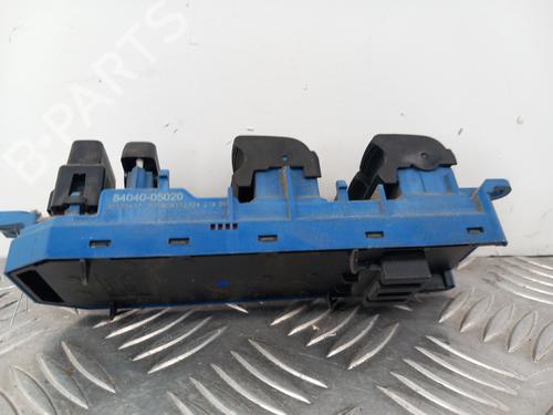Used Left front window switch Left front window switch TOYOTA VERSO (_R2_) 2.0 D-4D (AUR20_, AUR20R) (126 hp) 34375203 34375203