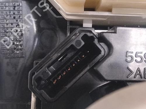 climate-control-toyota-yaris-_p9_-2005-2006-2007-2008-2009-2010-2011-2012-2013-2014-28764179 main image