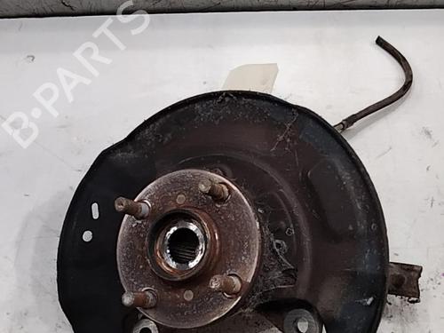 Used Right front steering knuckle TOYOTA YARIS (_P9_) 1.3 VVT-i (SCP90_, SCP90R) (87 hp) 28771776
