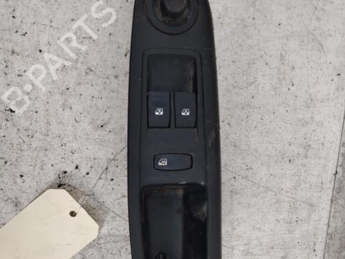 Raamschakelaar links voor RENAULT CLIO II (BB_, CB_) 1.5 dCi (B/CB07) (65 hp) 28734208