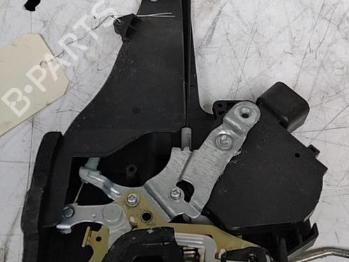 Used Electronic module TOYOTA RAV 4 II (_A2_) 2.0 D 4WD (CLA20_, CLA21_, CLA20R, CLA21R) (116 hp) 28763657