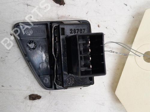 Right front window switch FIAT 500 (312_) 1.2 (312AXA1A) | BP28778024I26 - Image 2