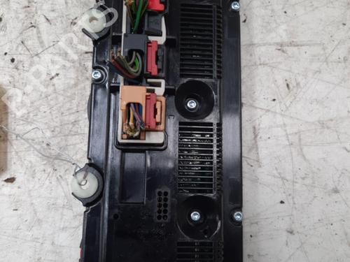 climate-control-vw-passat-b6-3c2-2005-2006-2007-2008-2009-2010-2011-28760088 main image