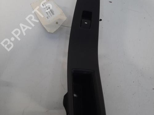 Used Right front window switch HYUNDAI i20 II (GB, IB) 1.0 T-GDI (101 hp) 28758570
