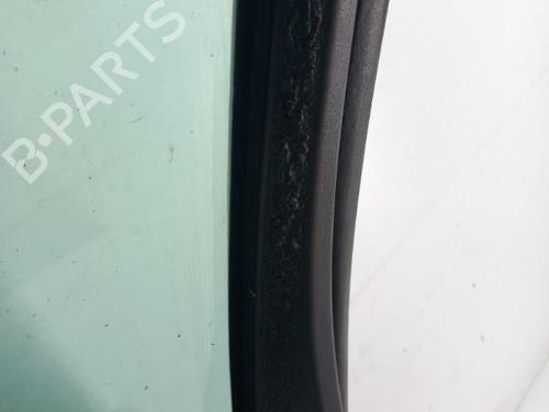 Used Right front door Right front door 28768163 28768163