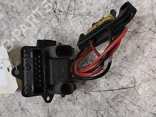 Heater resistor RENAULT TRAFIC II Van (FL) 1.9 dCi 80 (FL0B) | BP28763332M108 
