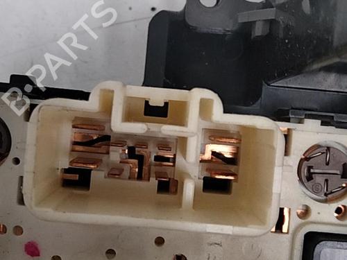 Used Warning switch Warning switch TOYOTA YARIS (_P1_) 1.4 D-4D (NLP10_, NLP10R) (75 hp) 28784800 28784800