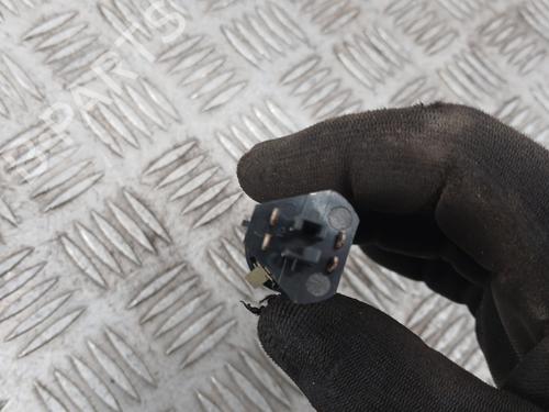 Warning switch SAAB 9-3 (YS3D) 2.2 TiD | BP33533915I22 - Image 3