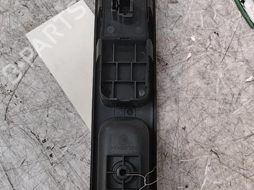 Used Right front window switch PEUGEOT 307 Break (3E) 1.6 HDi 110 (109 hp) 28752344