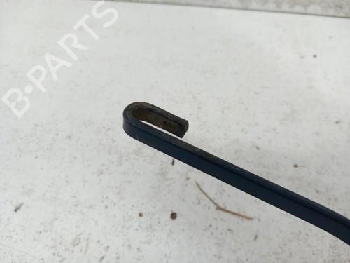 Used Front windshield wiper arm CHEVROLET AVEO / KALOS Hatchback (T250, T255) 1.2 LPG (84 hp) 28746512