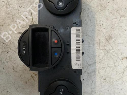 Used Climate control RENAULT MODUS / GRAND MODUS (F/JP0_) 1.5 dCi (JP0G, JP0H) (106 hp) 28762816