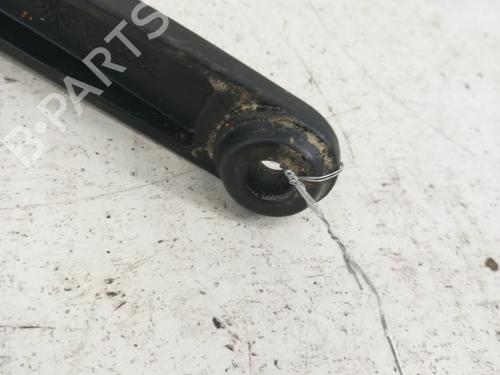 Used Front windshield wiper arm Front windshield wiper arm FIAT BRAVO II (198_) 1.6 D Multijet (198AXH1B) (105 hp) 28738296 28738296