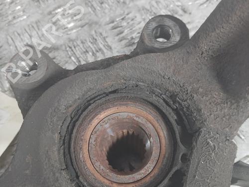 right-front-steering-knuckle-dacia-sandero-2008-33047569 main image