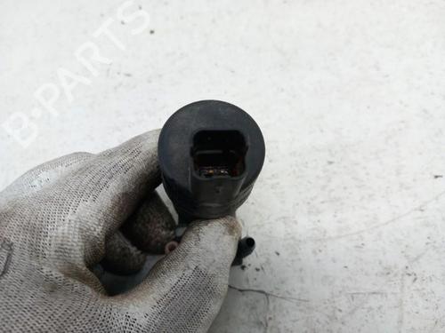 Used Washer pump Washer pump NISSAN MICRA IV (K13K, K13KK) 1.2 (80 hp) 28746306 28746306