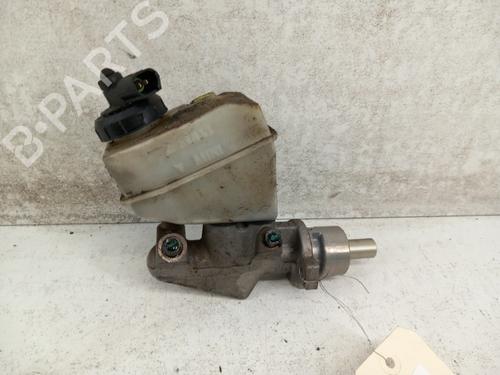 Hovedbremsecylinder RENAULT CLIO II (BB_, CB_) 1.2 (BB0A, BB0F, BB10, BB1K, BB28, BB2D, BB2H, CB0A,... (58 hp) 28744092