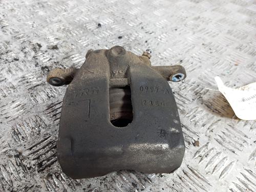 Używane Zacisk hamulca przedniego lewego SUZUKI SWIFT III (MZ, EZ) 1.3 DDiS (RS413D) (75 hp) 28744784