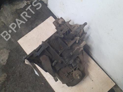 Used Gearbox CITROËN BERLINGO / BERLINGO FIRST Box Body/MPV (M_) 1.9 D 70 (MBWJZ, MCWJZ) (69 hp) 28761298