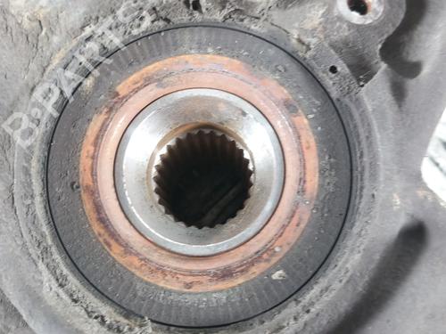 Used Right front steering knuckle Right front steering knuckle CITROËN C5 II (RC_) 1.6 HDi (RC8HZB) (109 hp) 28737548 28737548