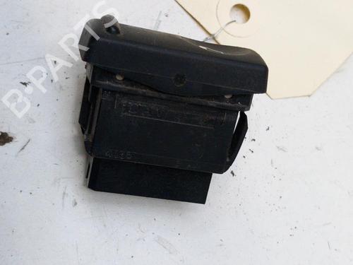 Used Right front window switch RENAULT 19 I (B/C53_) 1.9 D (B/C534, B/C53J) (64 hp) 28766871