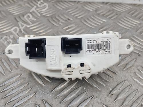 Used Heater resistor Heater resistor VW GOLF VII (5G1, BQ1, BE1, BE2) 1.6 TDI (115 hp) 28736935 28736935