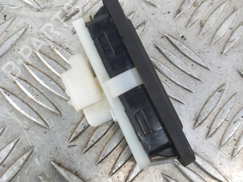 Switch PEUGEOT 208 II (UB_, UP_, UW_, UJ_) e-208 | BP29844040I30