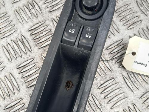 Used Left front window switch Left front window switch 36863086 36863086