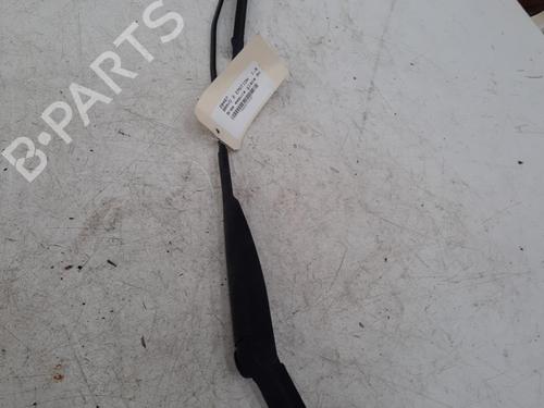 Used Front windshield wiper arm FIAT BRAVO II (198_) 1.6 D Multijet (198AXM1B) (90 hp) 28789612