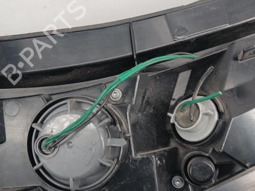 right-taillight-nissan-leaf-ze0-2010-2011-2012-2013-2014-2015-2016-2017-33888024 main image